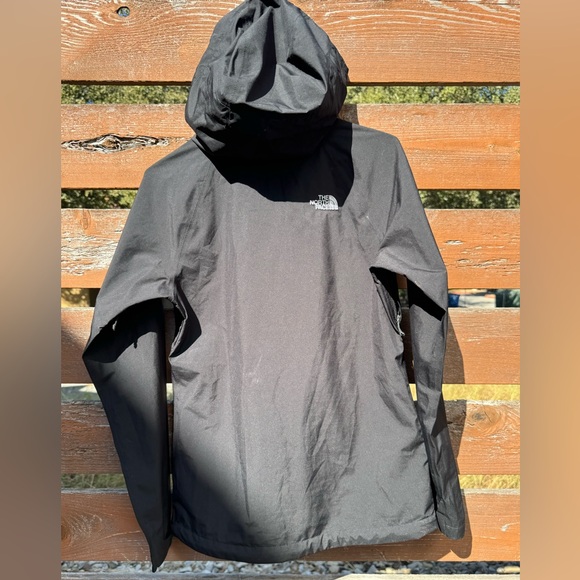 The North Face Dryzzle Jacket in Black XS - Picture 3 of 14